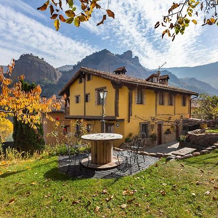 Гостевой дом Casa Senderuela Пансарес Экстерьер фото