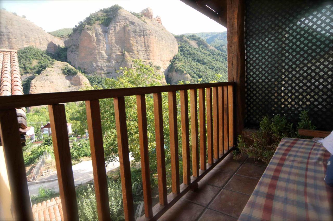 Гостевой дом Casa Senderuela Пансарес Экстерьер фото